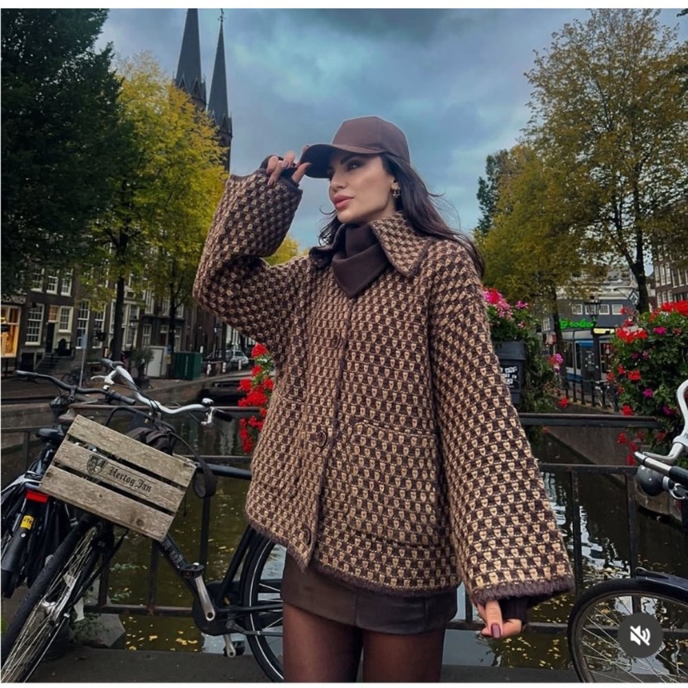 ZARA OVERSIZED KNIT JACKET